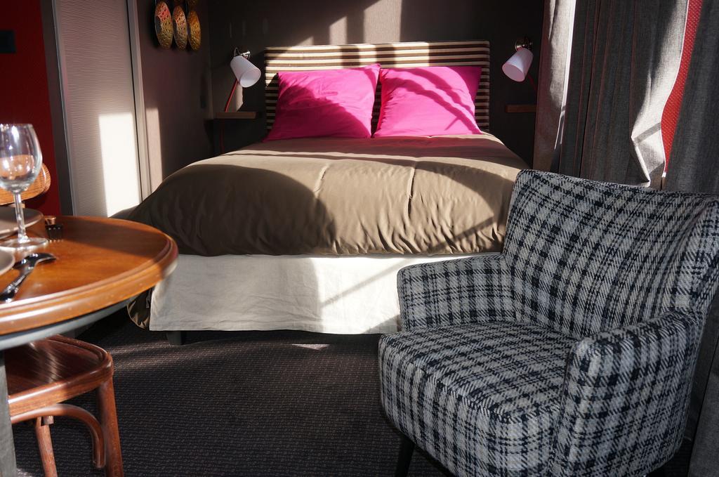 Le 84 Sainte-Cath' Apartment Lille Phòng bức ảnh